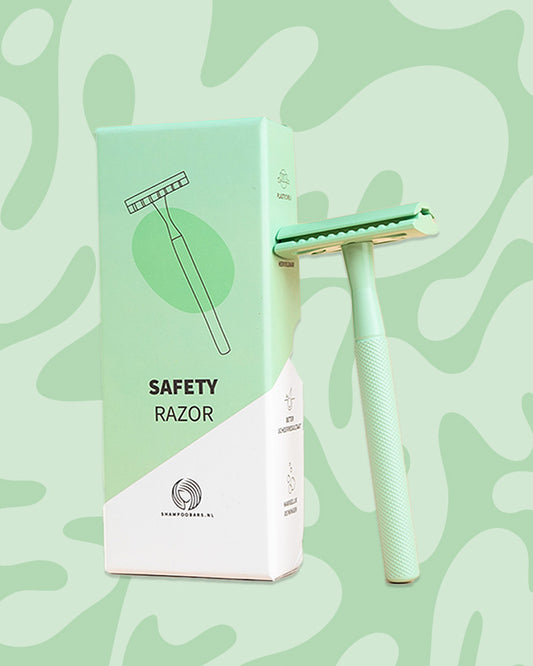 SOLYD Premium Shaving Set – Safety Razor, Aloe Vera & Cucumber Shaving Bar + 10 Blades